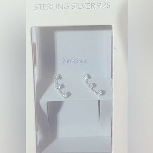 Triple studded Earrings